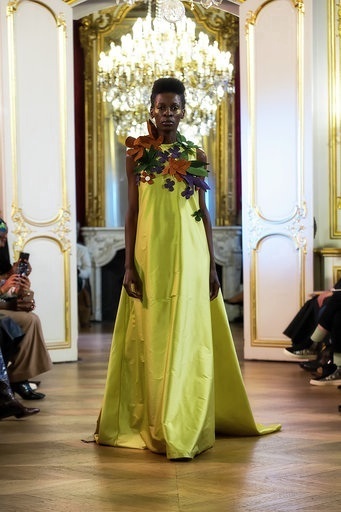 Imane Ayissi : premier défilé PFW Haute Couture