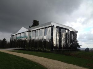 Le Cabaret du Néant l'art du Rien  chateau rentilly