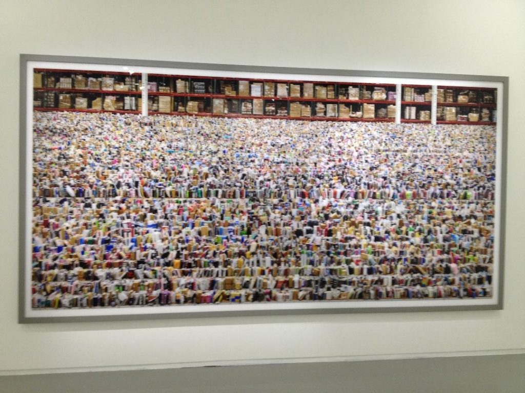 Supermarché des images au Jeu de Paume : art et économie andreas gursky